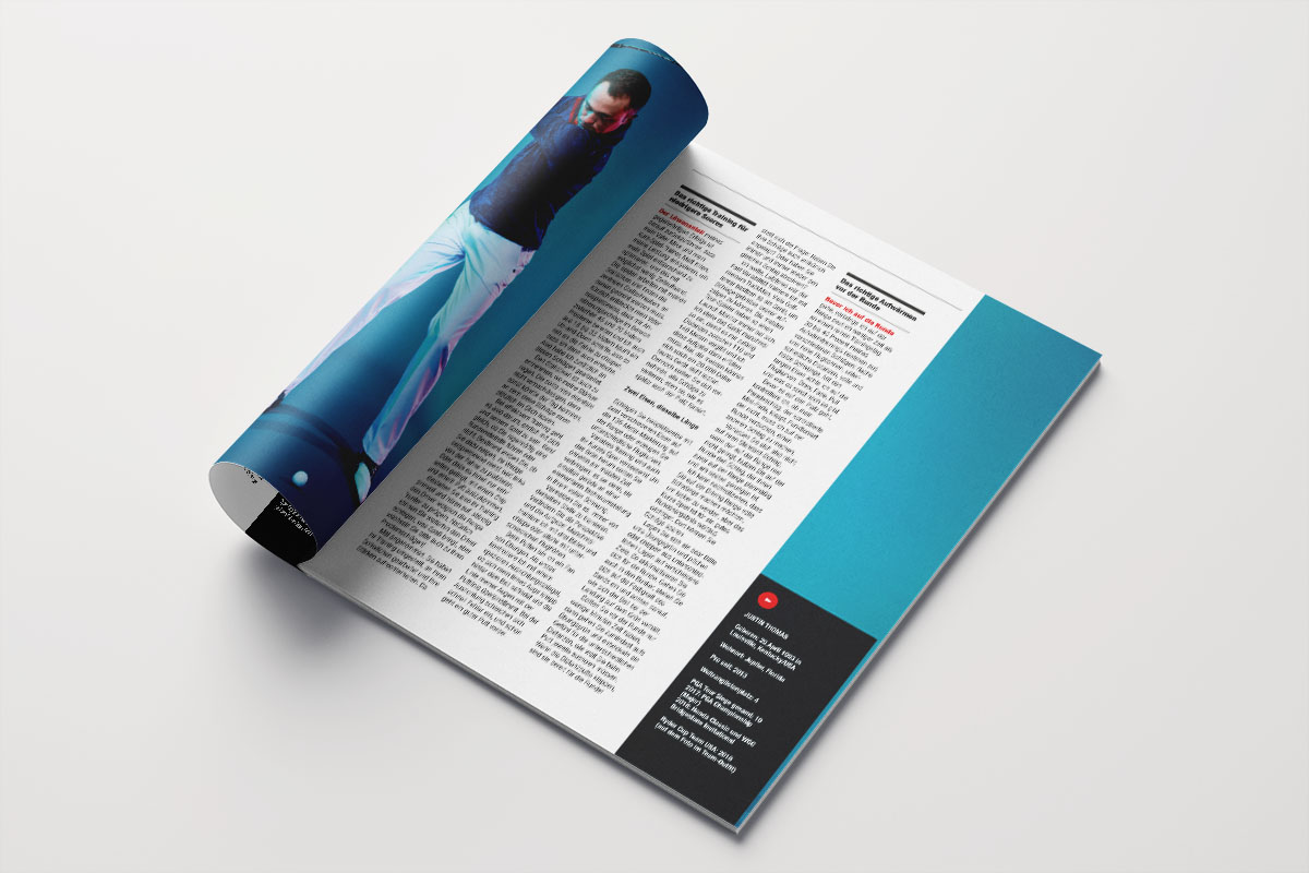Aufgeschlagenes Magazin mit viel Text