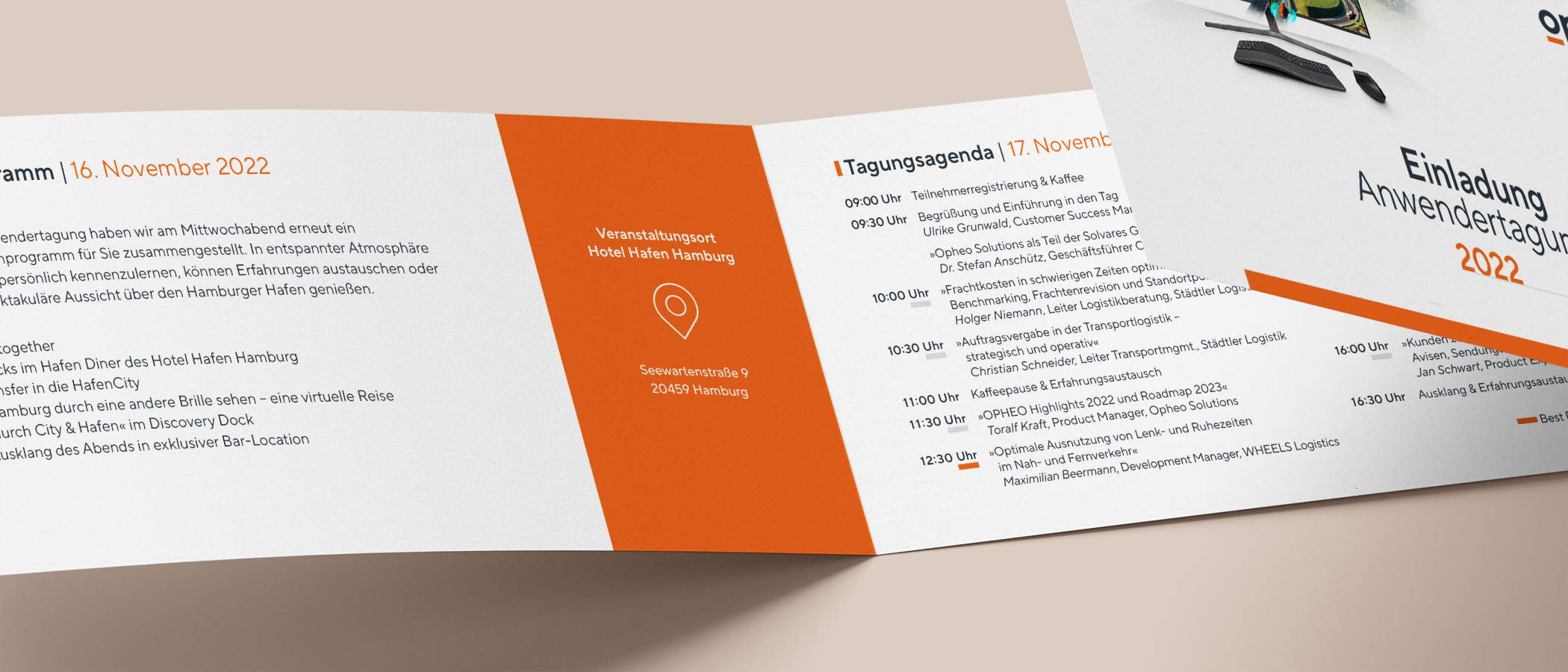 Eine Faltkarte für eine Tagung mit der Tagesagenda